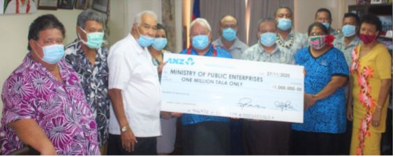 Samoa Lands present $1 million dividend payment