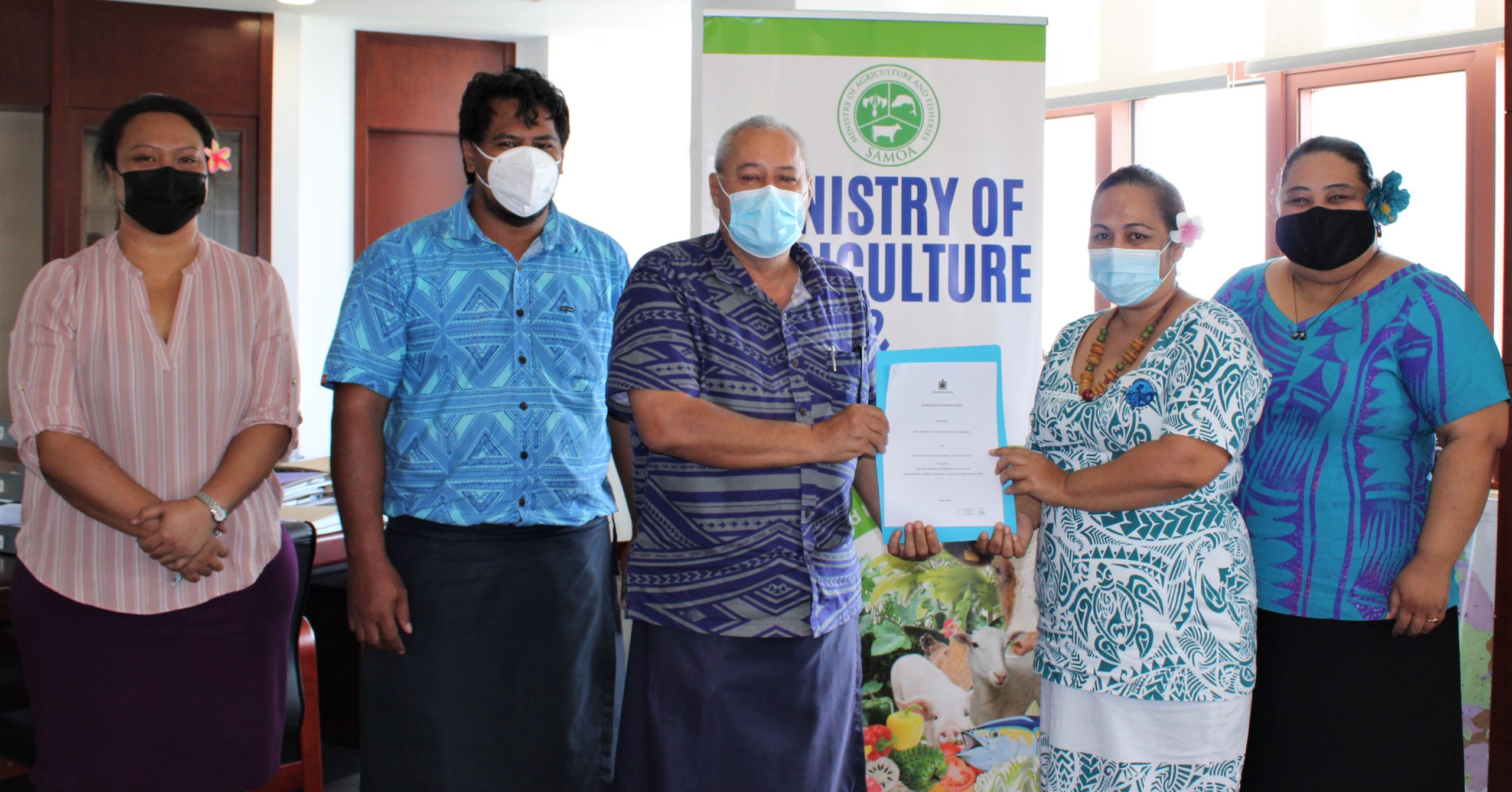 Ministry of Agriculture and Fisheries and NGO Conservation International, collaborate to  secure a healthy and abundant ocean