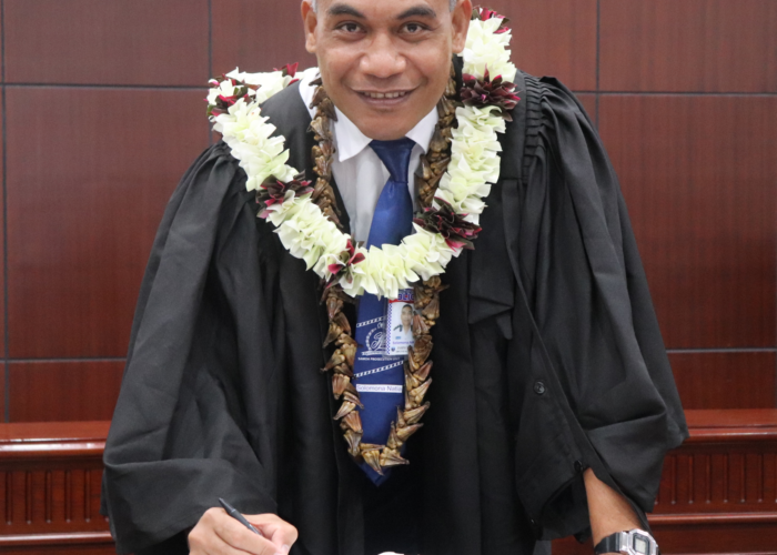 Inspector Solomona Nātia, the first Samoa Police Officer, trained in Quantico.