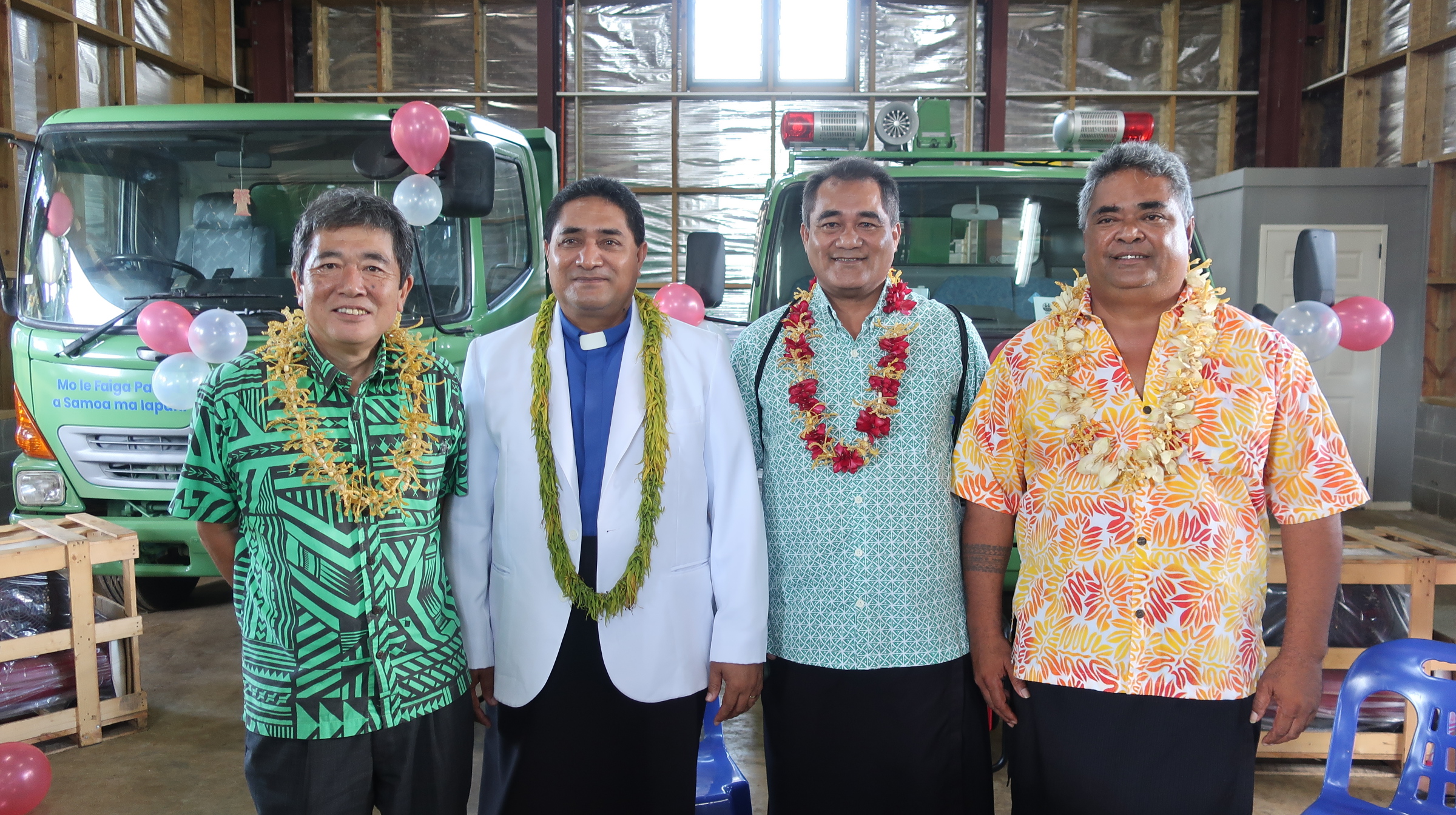 Handover Ceremony for  The Project for Providing Vehicles for Samoa Recycling and Waste  Management Association (SRWMA)