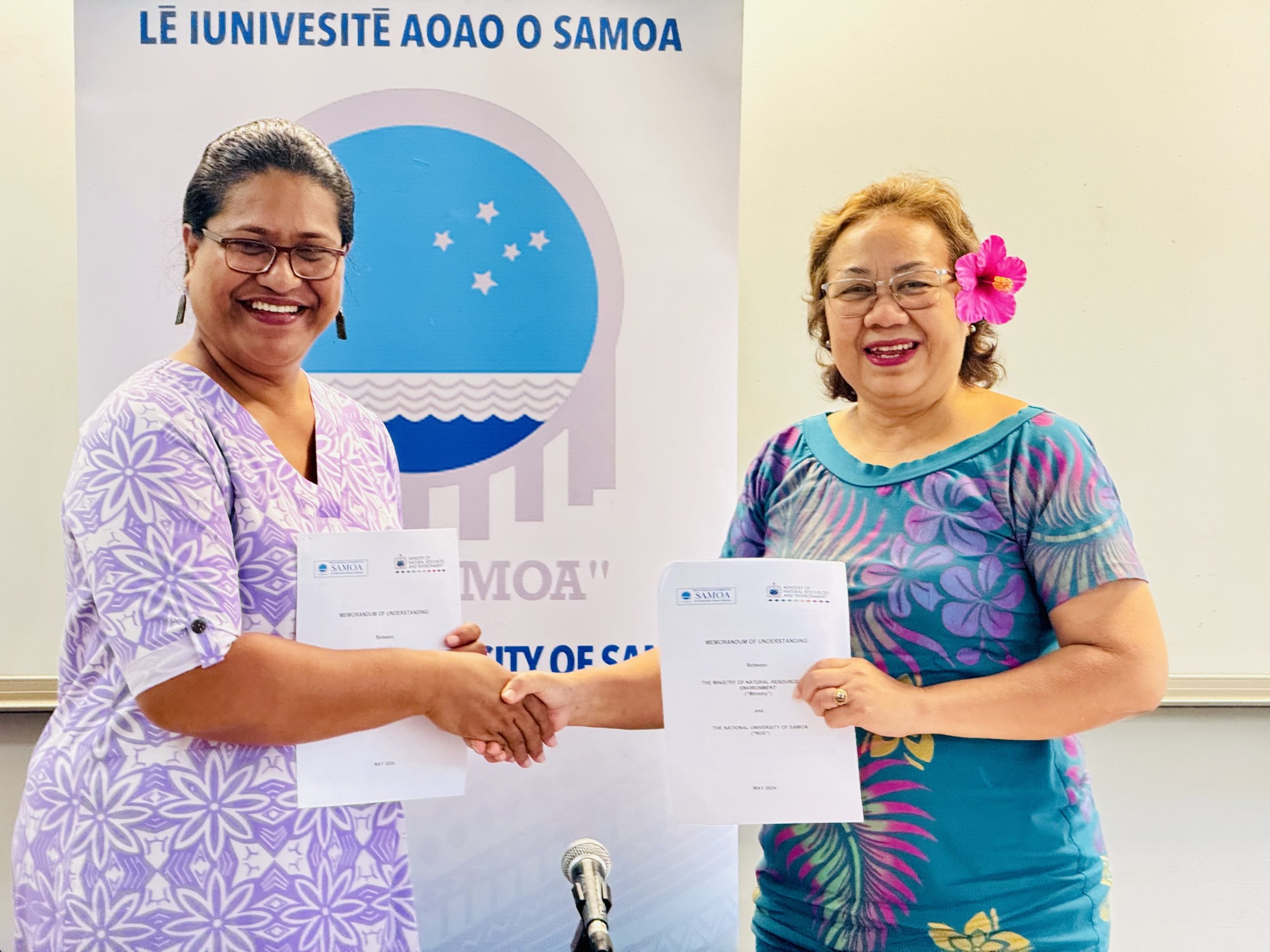 The National University of Samoa signs a Memorandum of Understanding with the Ministry of Natural Resources & Environment